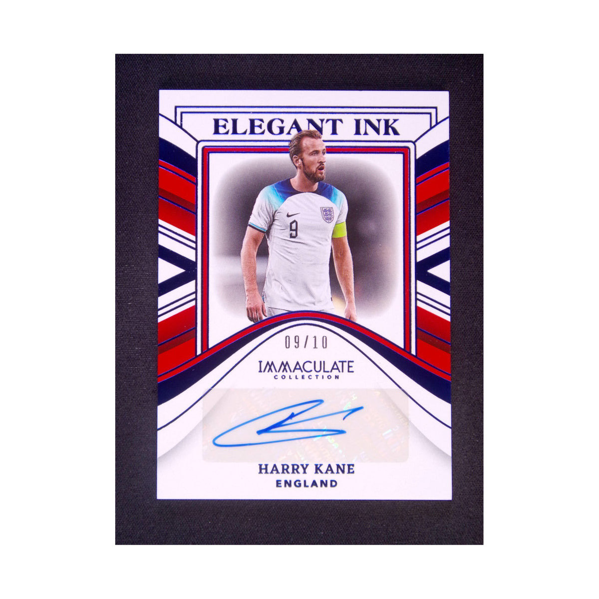 9/10 2023-24 Inmaculado Harry Kane Inglaterra Elegant Ink Auto Zafiro / ProCard Sport | PCS-596 | 1