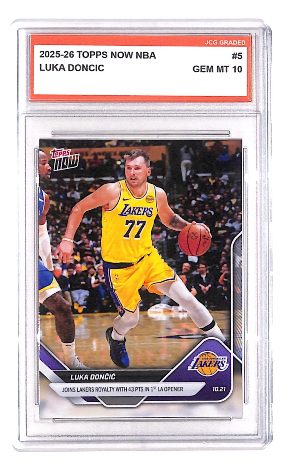 Fotografía frontal de Luka Dončić 2025-26 Topps NOW NBA #5, JCG Graded Gem MT 10