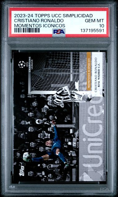 Frente de Cristiano Ronaldo, 2023-24 Topps UCC Simplicity Iconic Moments, PSA 10 | PCS-968